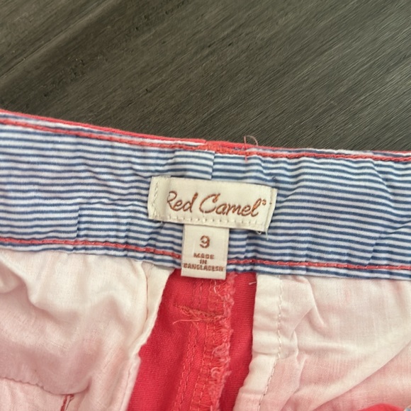 Salmon Sun, size 9 shorts from belk - Picture 3 of 4